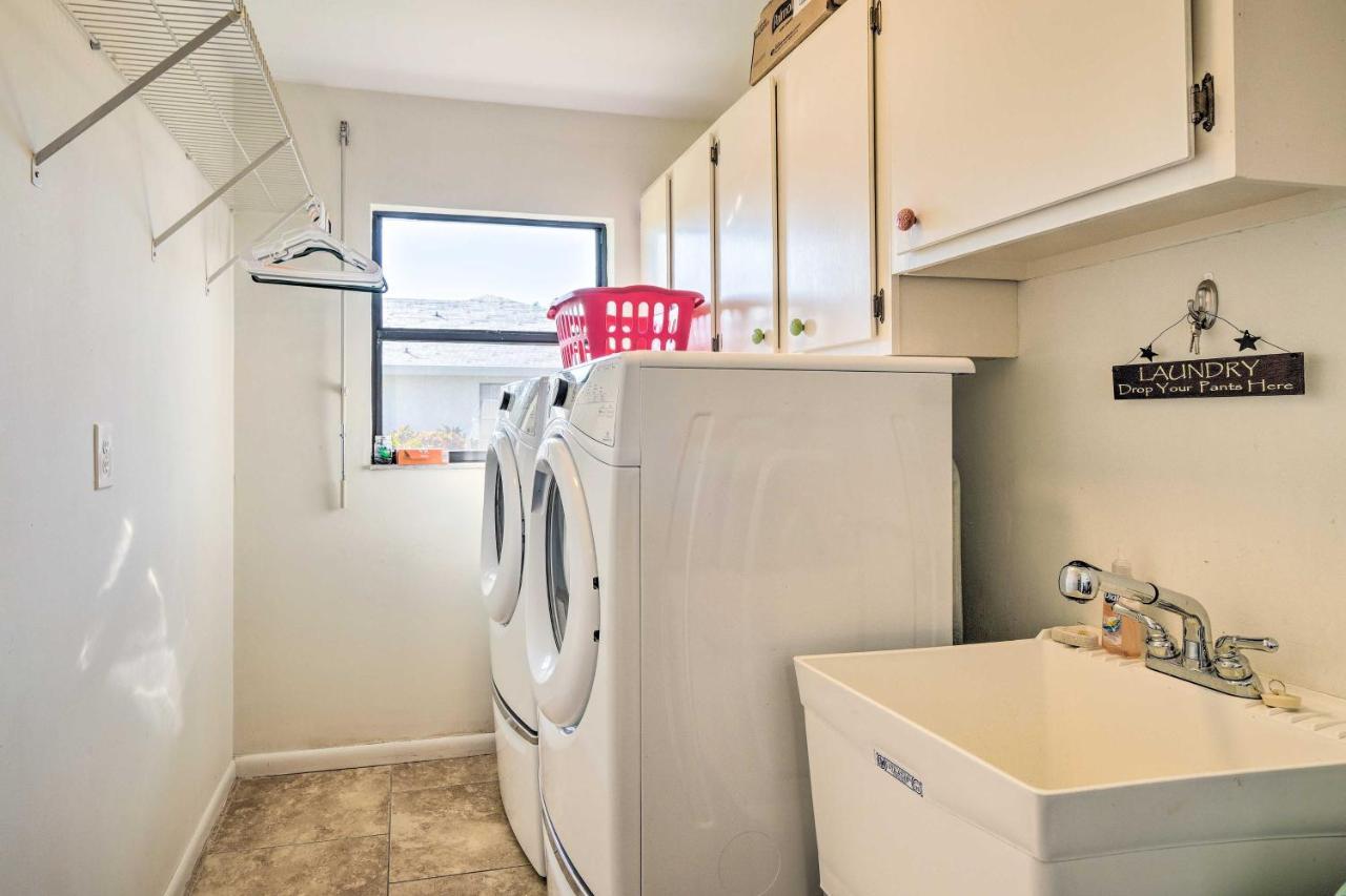 Pet-Friendly Fort Myers Home With Patio And Grill! North Fort Myers Exteriér fotografie