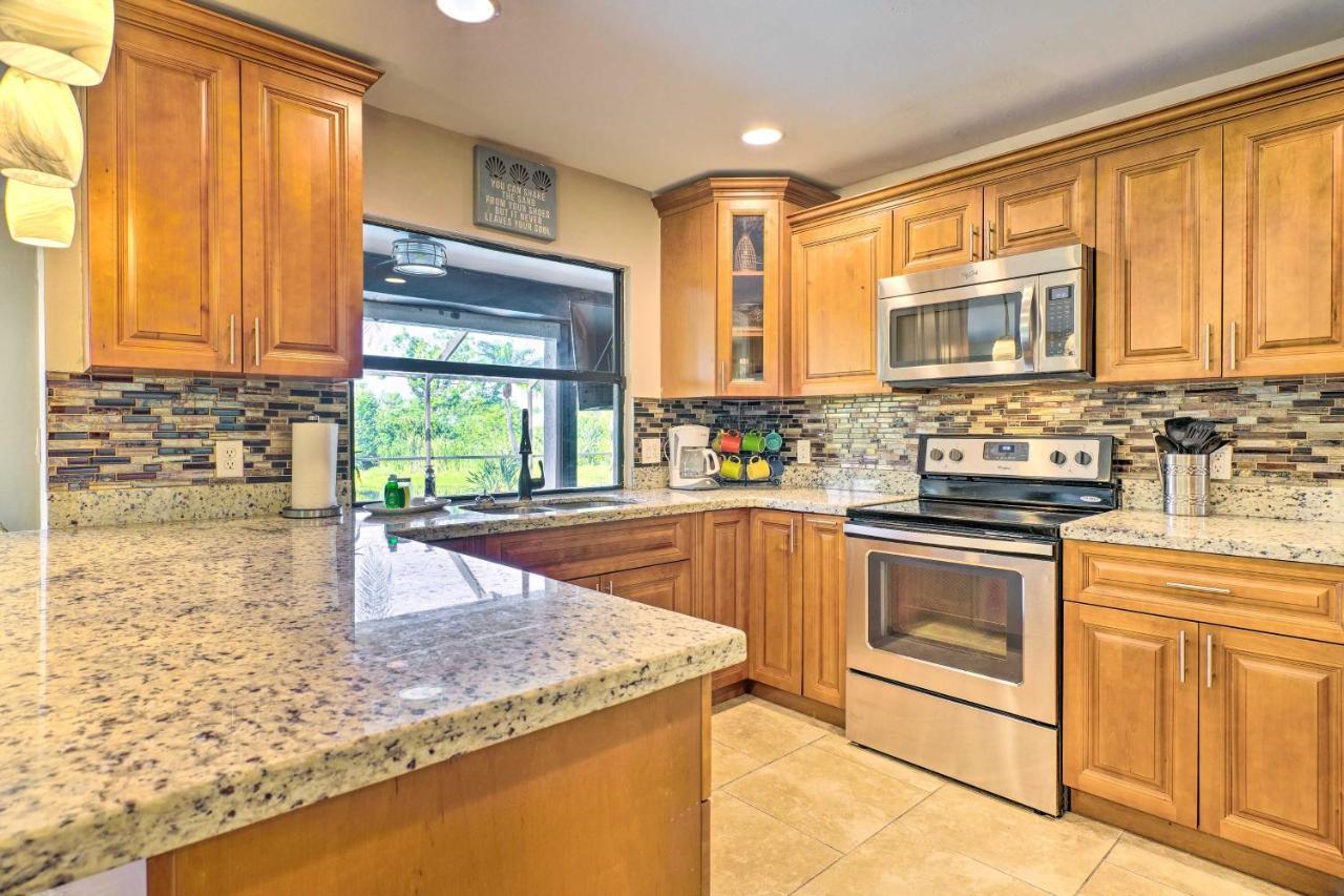 Pet-Friendly Fort Myers Home With Patio And Grill! North Fort Myers Exteriér fotografie